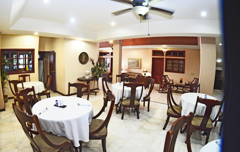 Hotel Internacional Managua Esterno foto