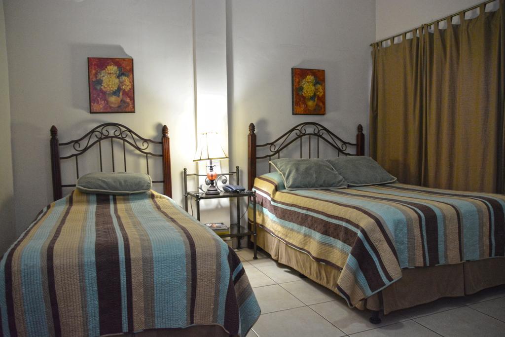 Hotel Internacional Managua Esterno foto